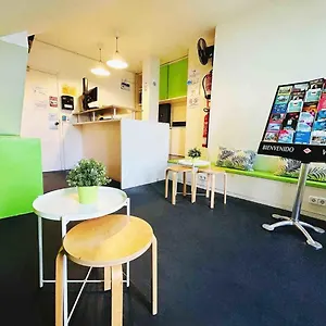 And Basic Universitat For Young , Barcelona Spanien